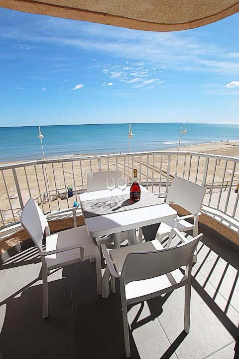 Apartamento Primera Linea Playa Centro De Guardamar Apartman Guardamar del Segura Kültér fotó