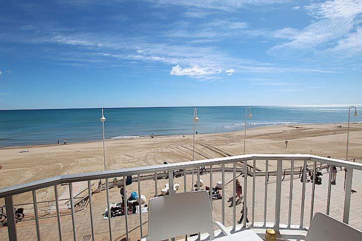 Apartamento Primera Linea Playa Centro De Guardamar Apartman Guardamar del Segura Kültér fotó